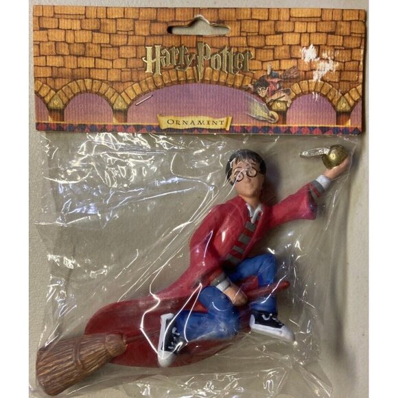 Harry Potter Ornament Flying On Broom Golden Snitch Kurt Adler Christmas 2001 - Picture 1 of 9